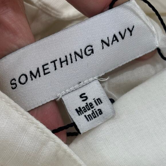 Something Navy White Daisy Linen blend Mini Dress Size Small - Picture 6 of 14